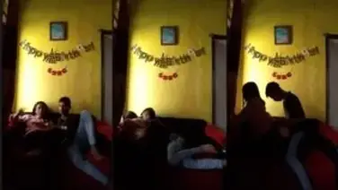 Hadiah Ulang Tahun Cowok Digarap Cewek Nakal poster